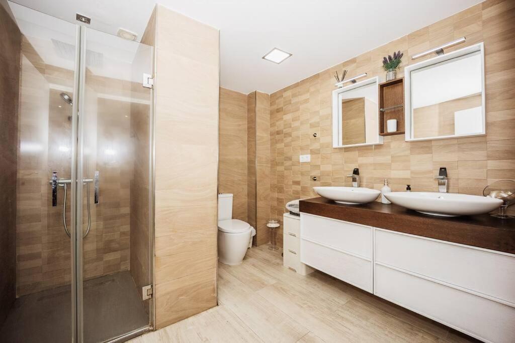 Modern First Line Apartment Almunecar Bagian luar foto
