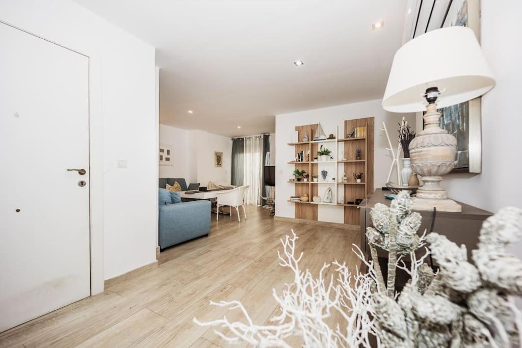 Modern First Line Apartment Almunecar Bagian luar foto