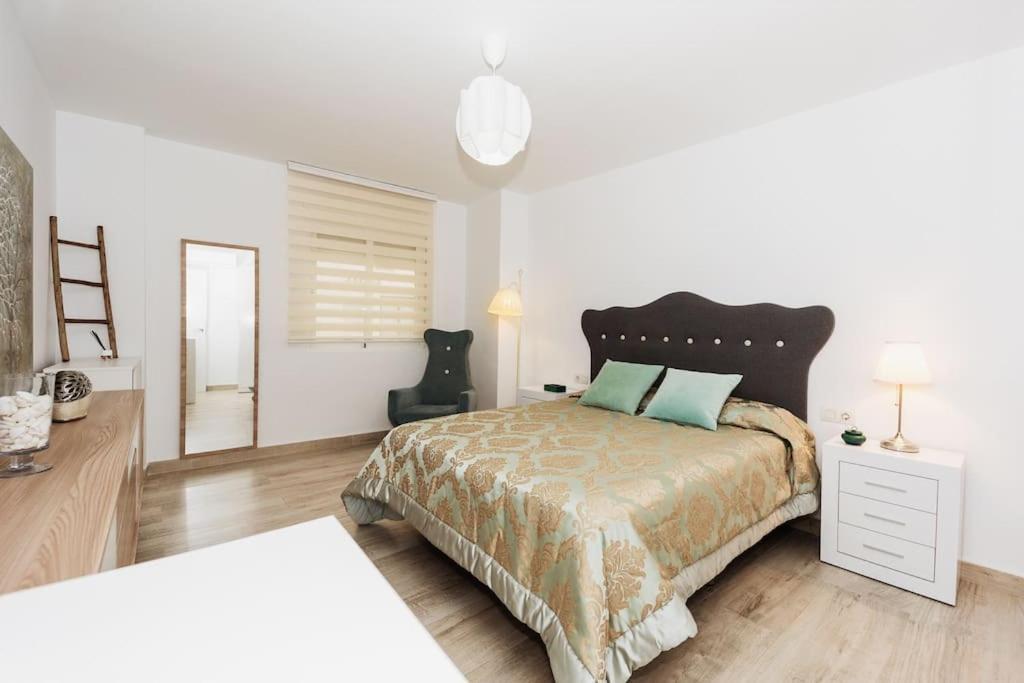Modern First Line Apartment Almunecar Bagian luar foto