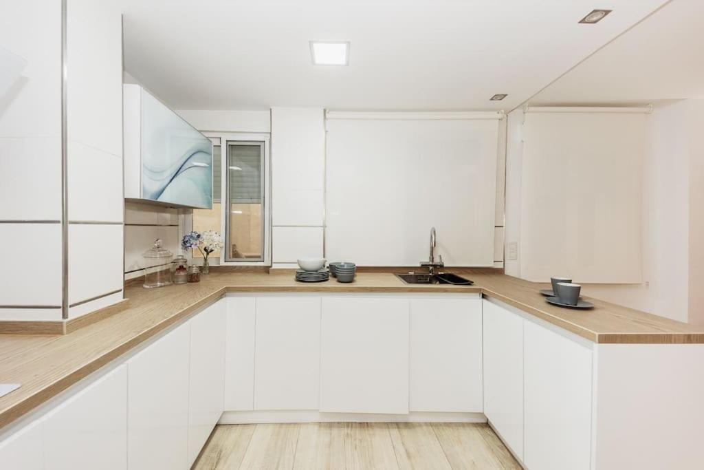 Modern First Line Apartment Almunecar Bagian luar foto