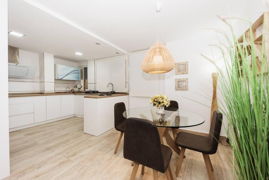 Modern First Line Apartment Almunecar Bagian luar foto