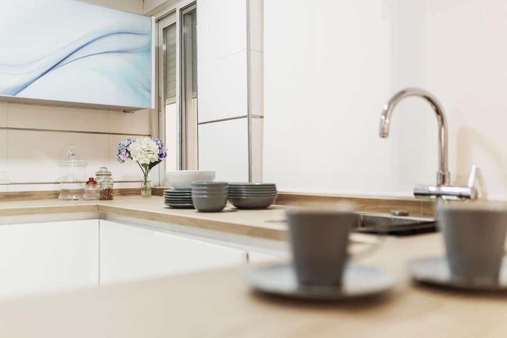 Modern First Line Apartment Almunecar Bagian luar foto
