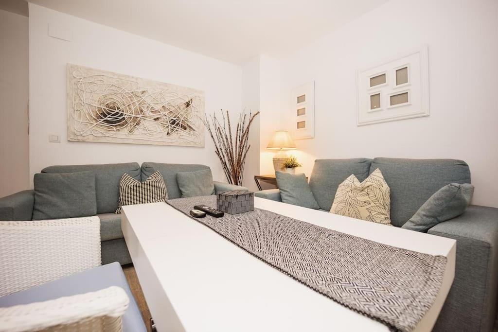 Modern First Line Apartment Almunecar Bagian luar foto